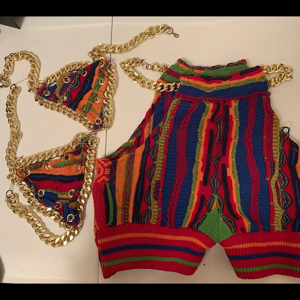 COPY - Custom Coogi chain embellished 3pc set. Size S/M Gently used worn for 3 …